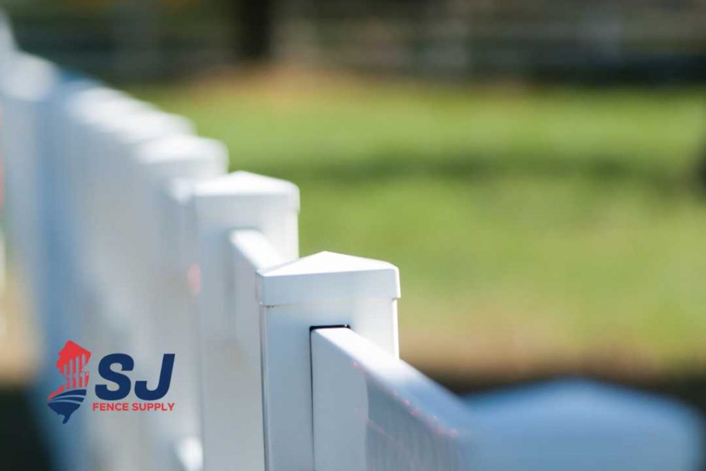 Vinyl Fencing